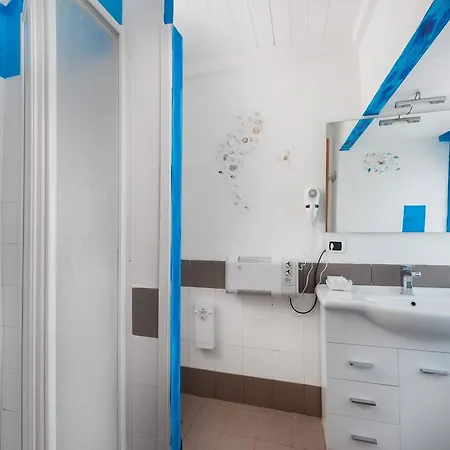 Stella Maris מלון